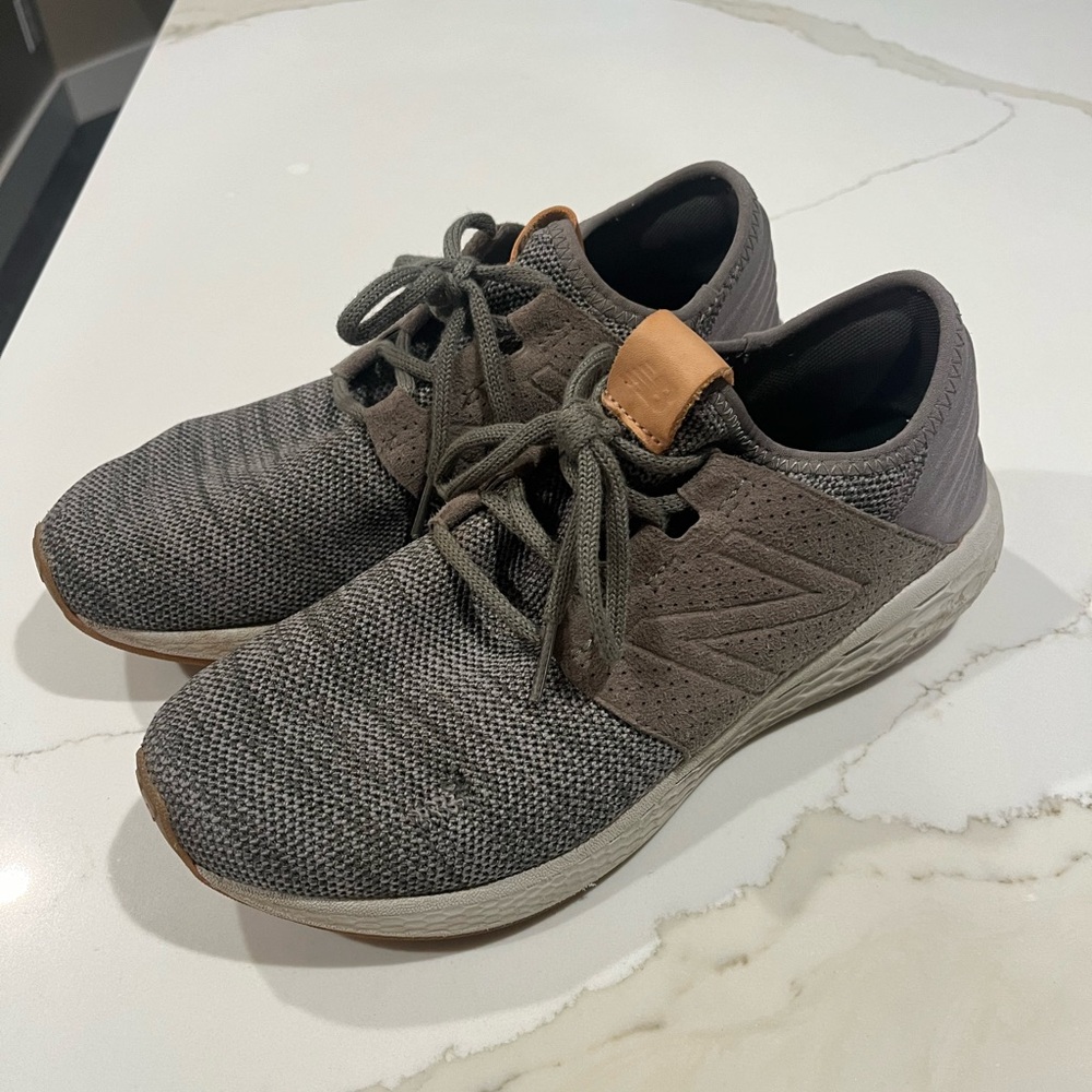 New Balance Runners - Picture 2 of 7